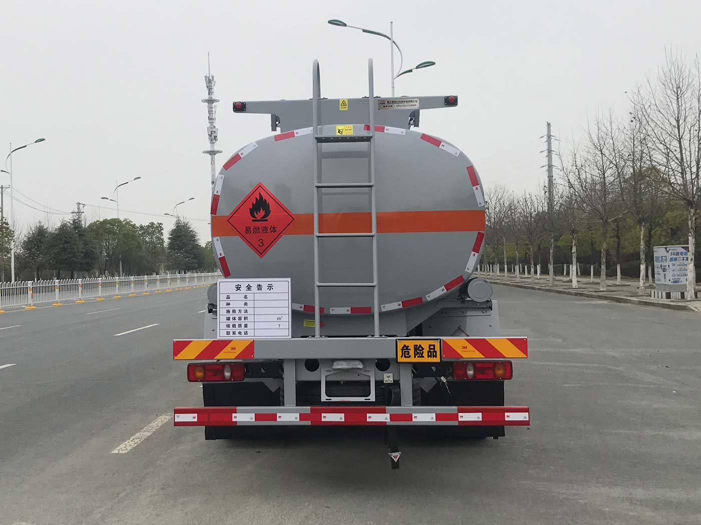 �|����YZR5181GYYD6���\(y��n)��܇