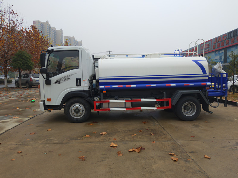 重汽王牌5噸灑水車(chē) 重汽王牌5噸灑水車(chē)