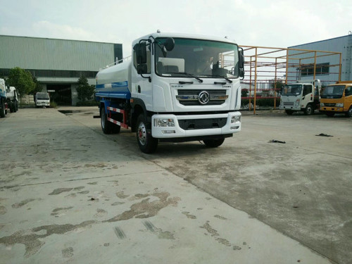 東風(fēng)D9灑水車 東風(fēng)D9灑水車