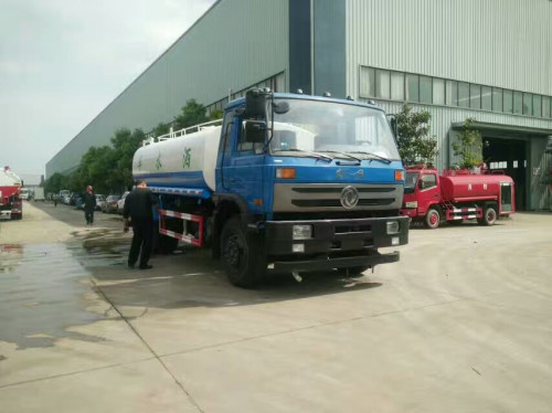 ���|�L(f��ng)12����ˮ܇�r(ji��)���-�|�L(f��ng)D9�G����ˮ܇�S��ֱ�N-��������