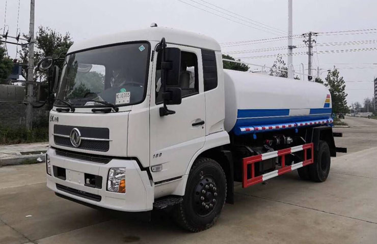 ������ˮ܇�S��ֱ�N �|�L(f��ng)���\��ˮ܇-��������