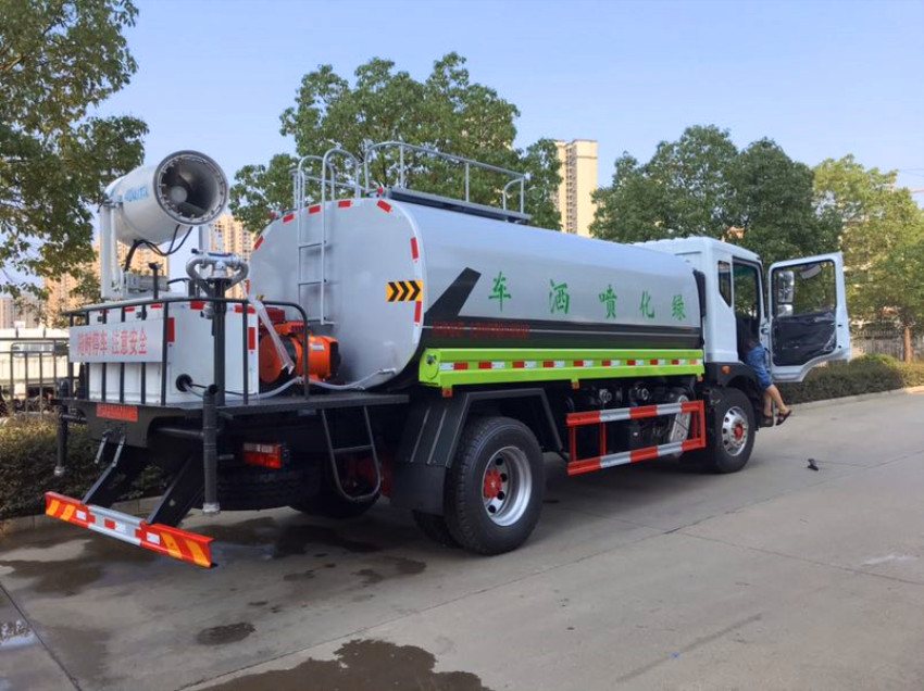 �|�L(f��ng)D9��ˮ܇-�|�L(f��ng)12������ˮ܇,�։m܇