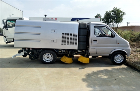 �L(zh��ng)����·܇��2����·܇�r(ji��)��-С�͒�·܇�S��ֱ�N