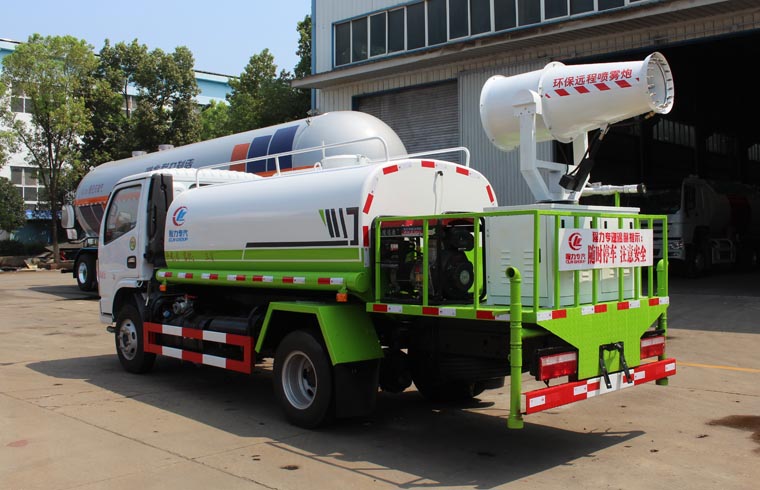 東風國六5立方灑水車 東風國六5立方灑水車