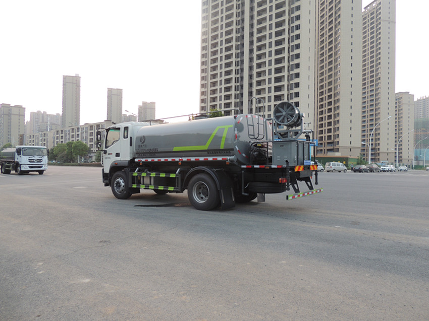 高速公路灑水車 高速公路灑水車