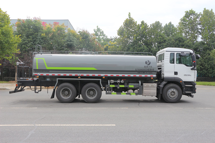 �����ǵ¿� 18.3 ����ˮ܇(ch��)�a(ch��n)Ʒ��B