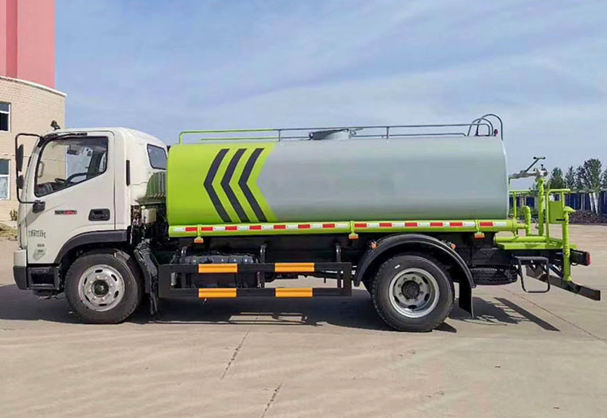 福田瑞沃9噸灑水車